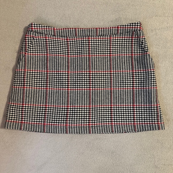 Plaid Skirt Mini Size Large Skort Black White Red Pockets Taylor Forever 21 - Picture 1 of 9